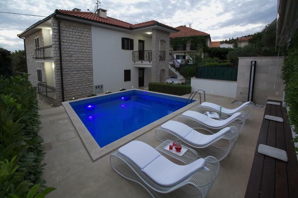 Villa Roko With Swimming Pool Trogir